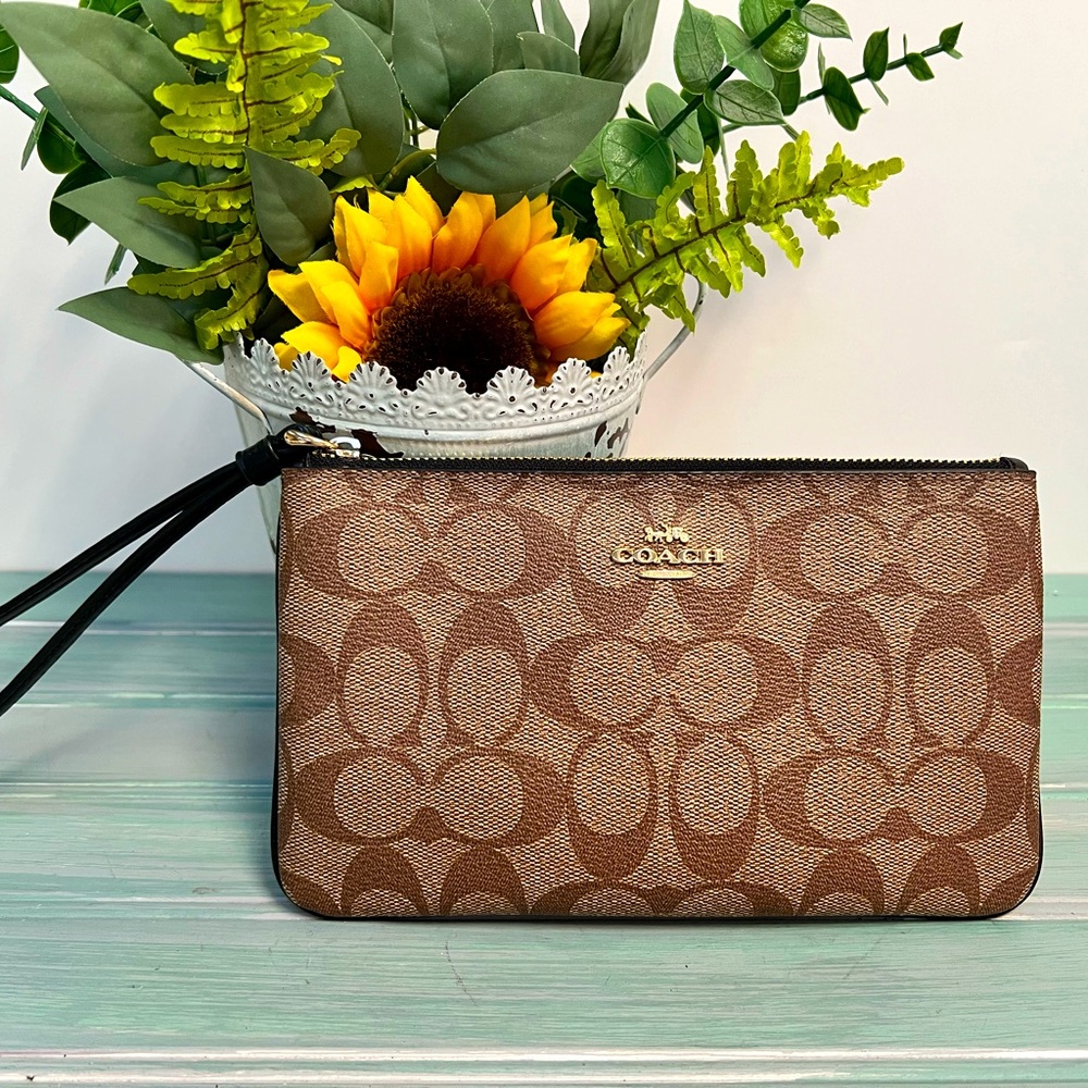 Coach Signature CC Coated Canvas Wallet Wristlet NWOT